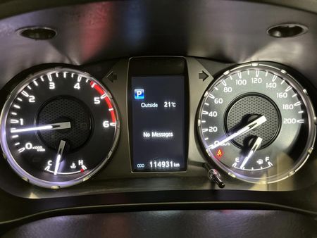 2021-Toyota-Hilux-24-GD-6-Raised-Body-Raider-Auto-Extended-Cab_2