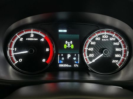 2021-Mitsubishi-Triton-24-Di-Dc-4x4-Auto-Double-Cab_2