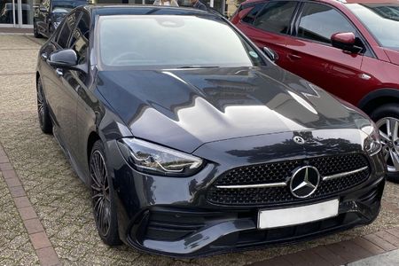 2022-Mercedes-Benz-C-Class-C-220d-Auto_1