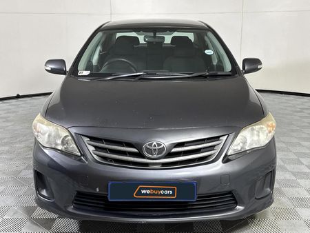 2013-Toyota-Corolla-13-Professional_14