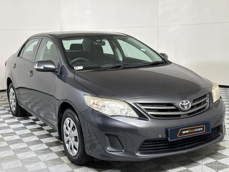 2013-Toyota-Corolla-13-Professional_15