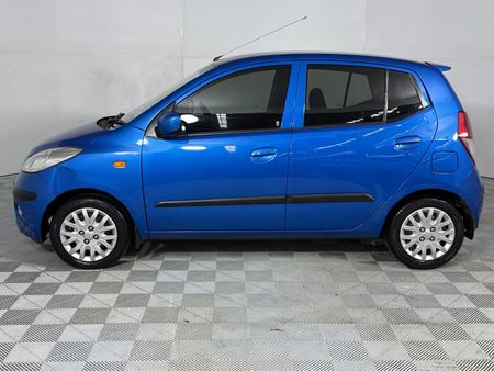 2011-Hyundai-i10-12-GLS_18