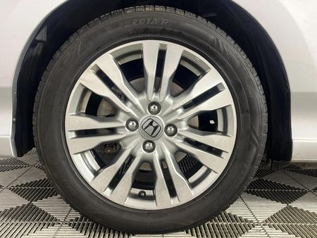 2013-Honda-Ballade-15-Elegance-Auto_4