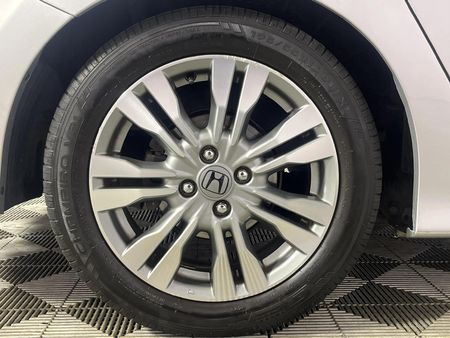 2013-Honda-Ballade-15-Elegance-Auto_7