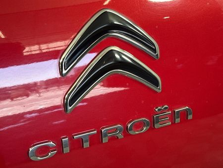 2024-Citroen-C3-Aircross-12T-PureTech-Feel-Auto_11