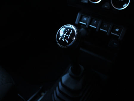 2022-Suzuki-Jimny-Suzuki-Jimny-15-GLX_12