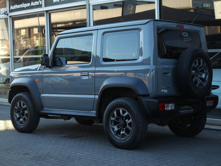 2022-Suzuki-Jimny-Suzuki-Jimny-15-GLX_2