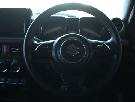 2022-Suzuki-Jimny-Suzuki-Jimny-15-GLX_7