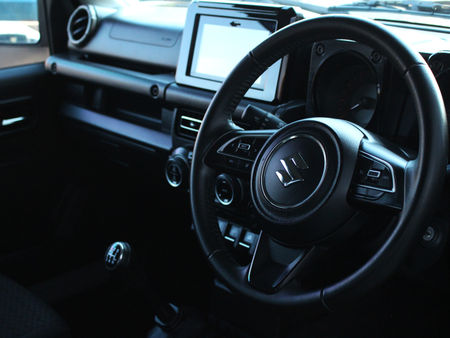 2022-Suzuki-Jimny-Suzuki-Jimny-15-GLX_8