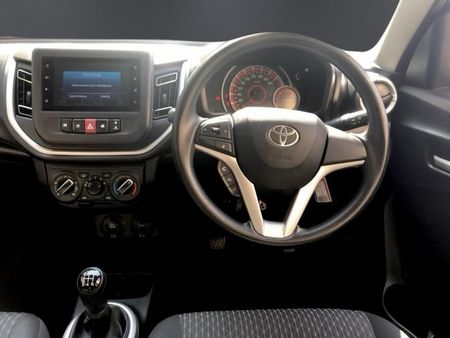 2025-Toyota-Vitz-10-XR_10