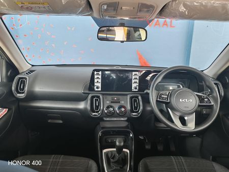 2026-Kia-Sonet-15-LS_14
