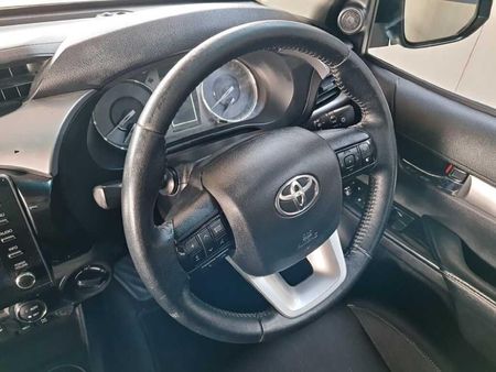 2023-Toyota-Hilux-24-GD-6-Raider-4x4-Auto-Double-Cab_12