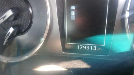 2023-Toyota-Hilux-24-GD-6-Raider-4x4-Auto-Double-Cab_14