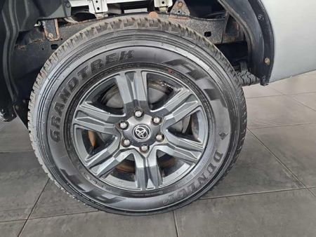 2023-Toyota-Hilux-24-GD-6-Raider-4x4-Auto-Double-Cab_17