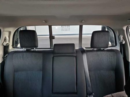 2023-Toyota-Hilux-24-GD-6-Raider-4x4-Auto-Double-Cab_13