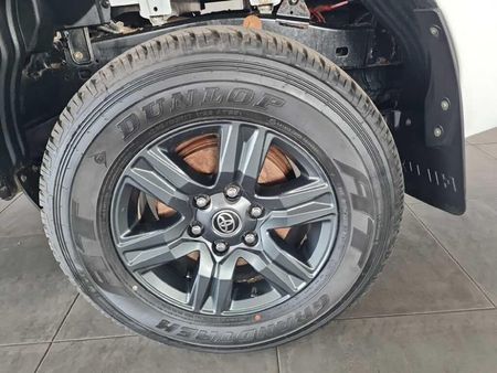 2023-Toyota-Hilux-24-GD-6-Raider-4x4-Auto-Double-Cab_17