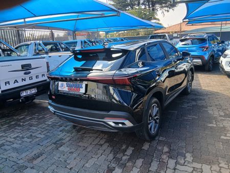 2025-Omoda-C9-20T-Explore-AWD_10