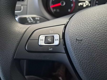 2026-Volkswagen-Polo-Vivo-14-Life_13