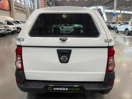 2022-Nissan-NP200-16-AC-Safety-Pack_5