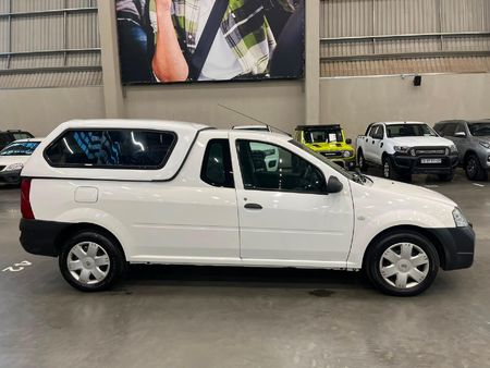 2022-Nissan-NP200-16-AC-Safety-Pack_7