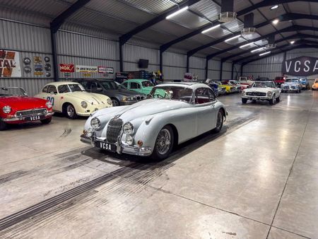 1960-Jaguar-XK150-S_12