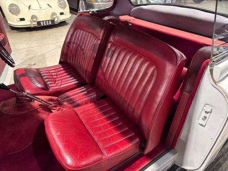 1960-Jaguar-XK150-S_34