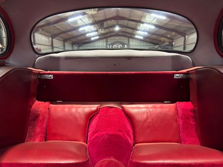 1960-Jaguar-XK150-S_36