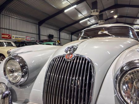 1960-Jaguar-XK150-S_3