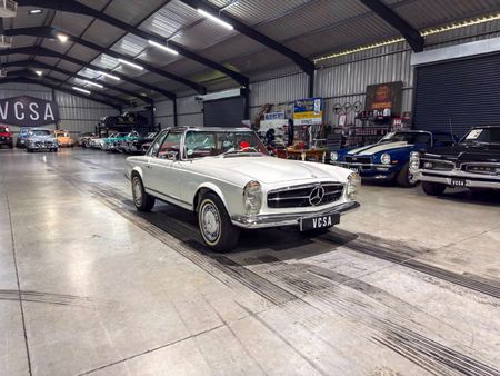 1969-Mercedes-Benz-SL-280-Manual_12