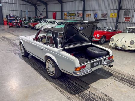 1969-Mercedes-Benz-SL-280-Manual_16