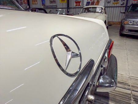 1969-Mercedes-Benz-SL-280-Manual_20