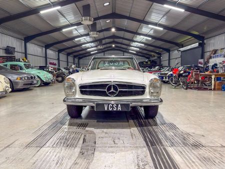 1969-Mercedes-Benz-SL-280-Manual_2