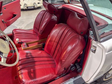 1969-Mercedes-Benz-SL-280-Manual_31
