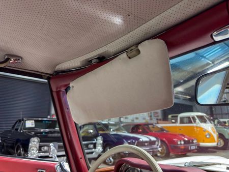 1969-Mercedes-Benz-SL-280-Manual_37