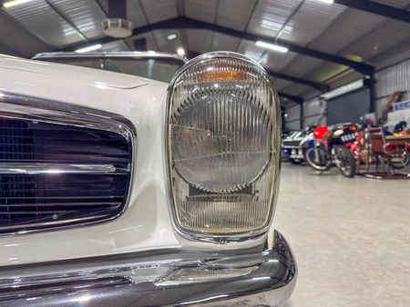1969-Mercedes-Benz-SL-280-Manual_3