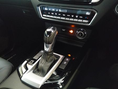 2026-Isuzu-D-Max-30-DDI-V-Cross-HR-4x4-Auto-Double-Cab_15