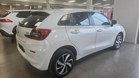 2024-Toyota-Starlet-15-XS-Auto_1