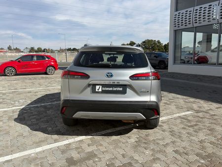 2022-Toyota-Corolla-Cross-18-XS-Hybrid_4