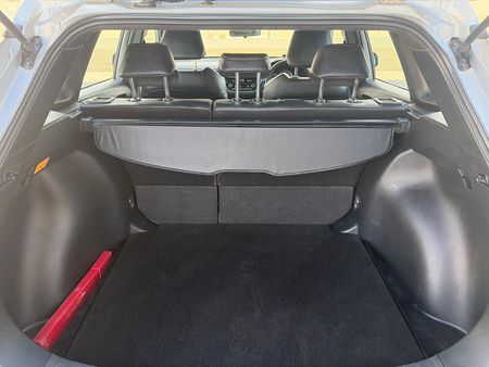 2022-Toyota-Corolla-Cross-18-XS-Hybrid_5