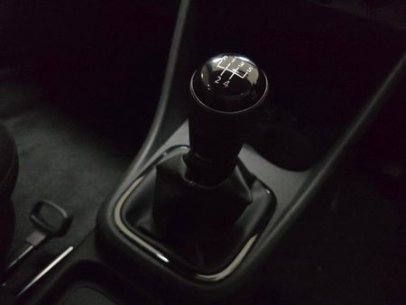 2026-Volkswagen-Polo-Vivo-14-Life_11