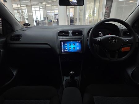 2026-Volkswagen-Polo-Vivo-14-Life_8