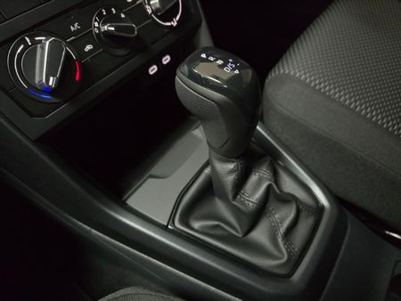2026-Volkswagen-T-Cross-10-TSI-Auto_15