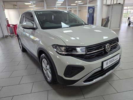 2026-Volkswagen-T-Cross-10-TSI-Auto_4