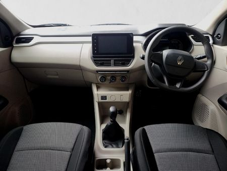 2026-Renault-Triber-10-Evolution_18