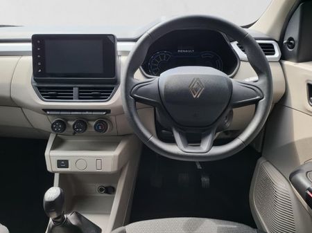 2026-Renault-Triber-10-Evolution_19
