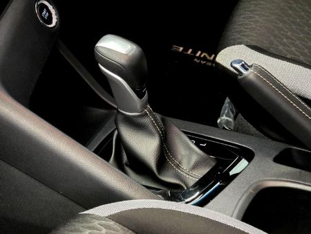 2025-Nissan-Magnite-10-Turbo-Acenta-Kuro-Auto_18