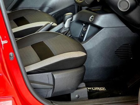 2025-Nissan-Magnite-10-Turbo-Acenta-Kuro-Auto_24
