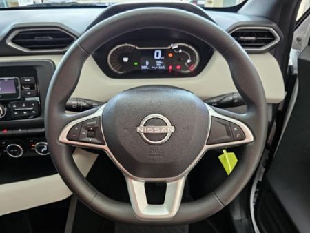 2025-Nissan-Magnite-10T-Visia_15