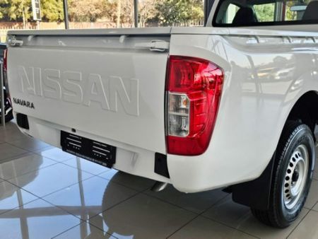 2026-Nissan-Navara-25-DDTi-SE-Single-Cab_12