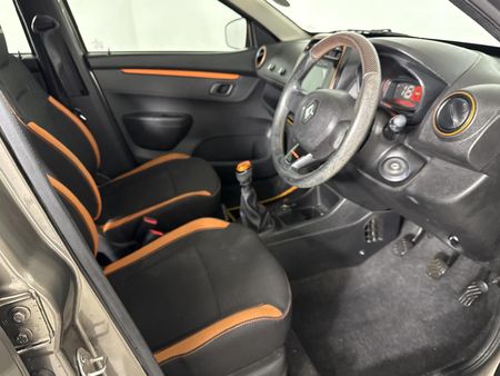 2020-Renault-Kwid-10-Climber_8